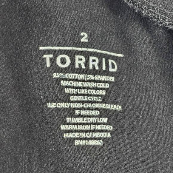 Torrid Black Pedal Pusher Premium Leggings Destructed Distressed Size 2X - Picture 3 of 5